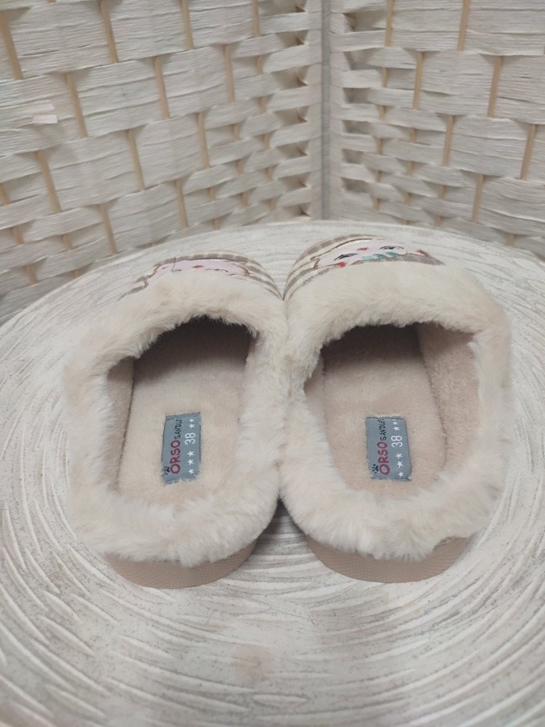 ZAPATILLAS GATO.