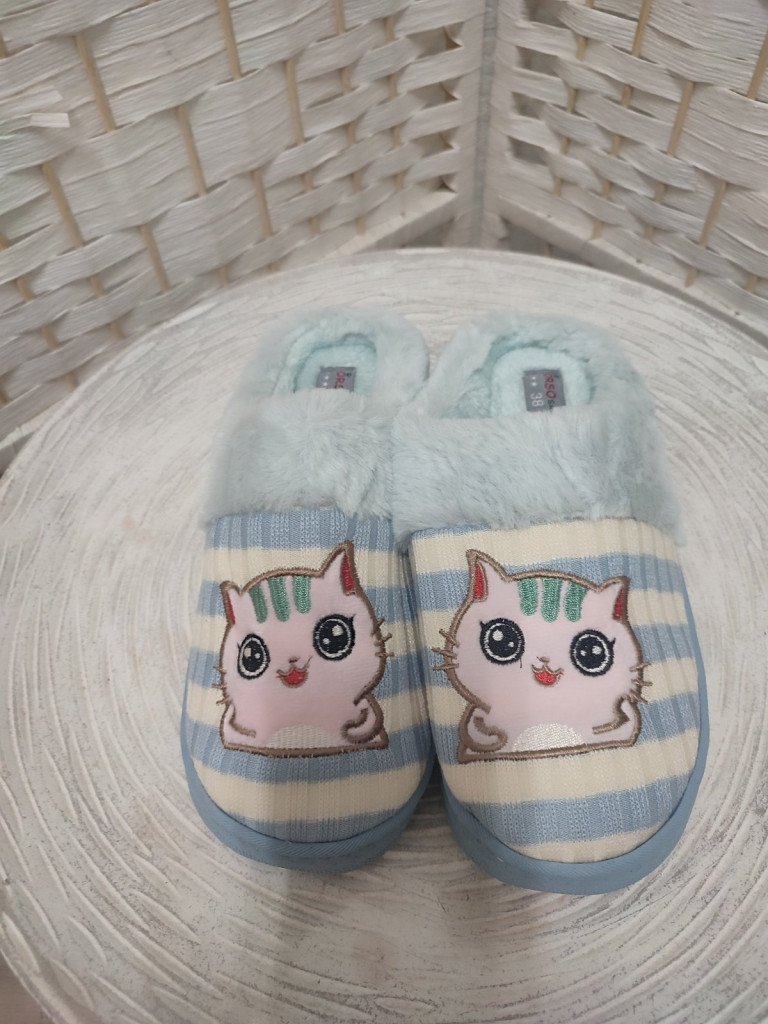 ZAPATILLAS GATO.