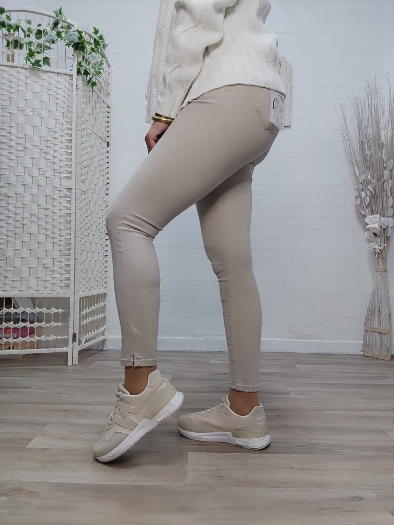PANTALÓN MARAMA BEIGE.