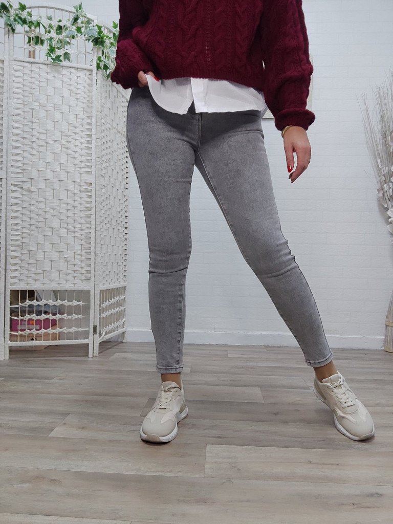 PANTALÓN LUIS GRIS.