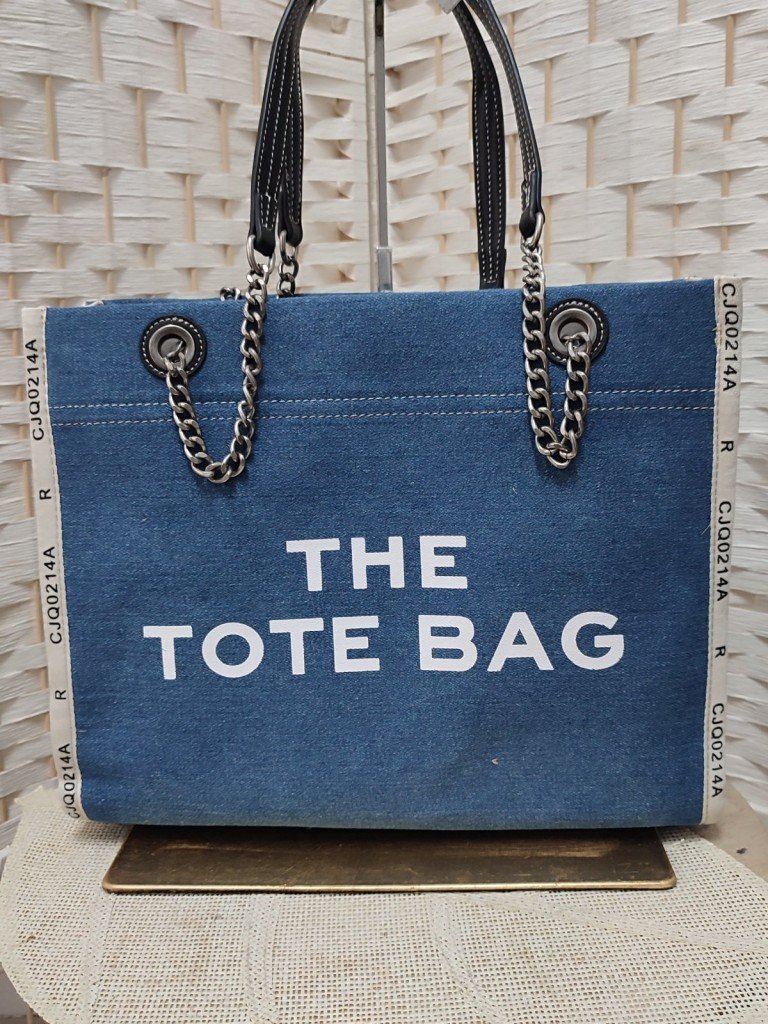 BOLSO TOTE GRANDE.