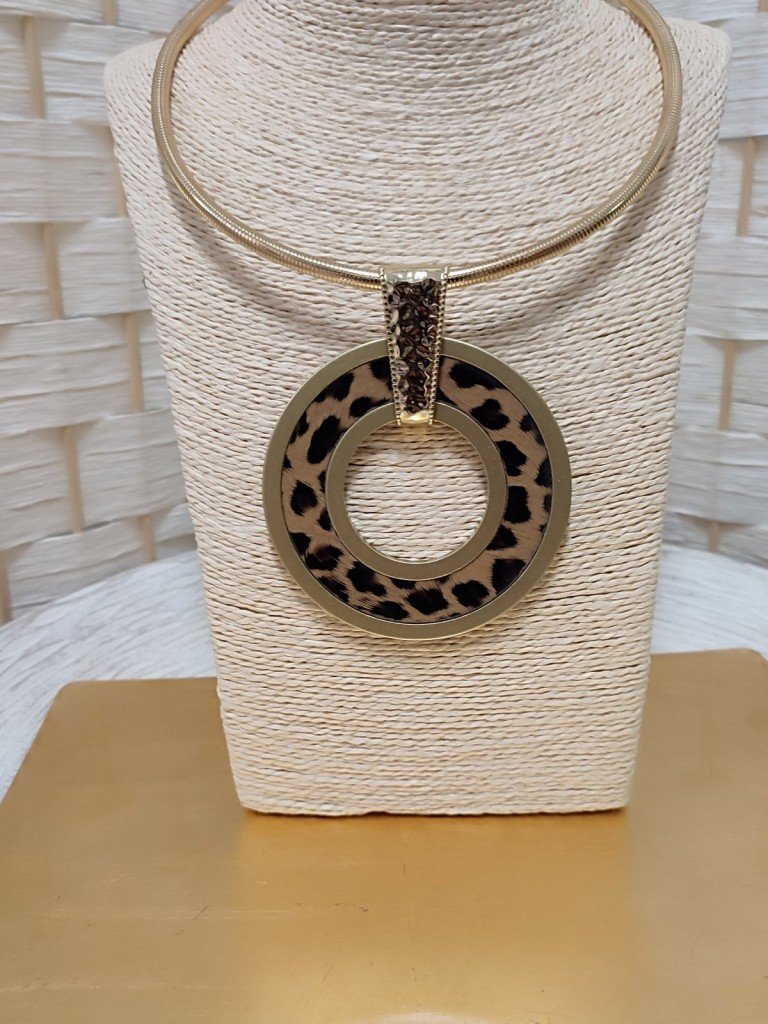 COLLAR CLEOPATRA.