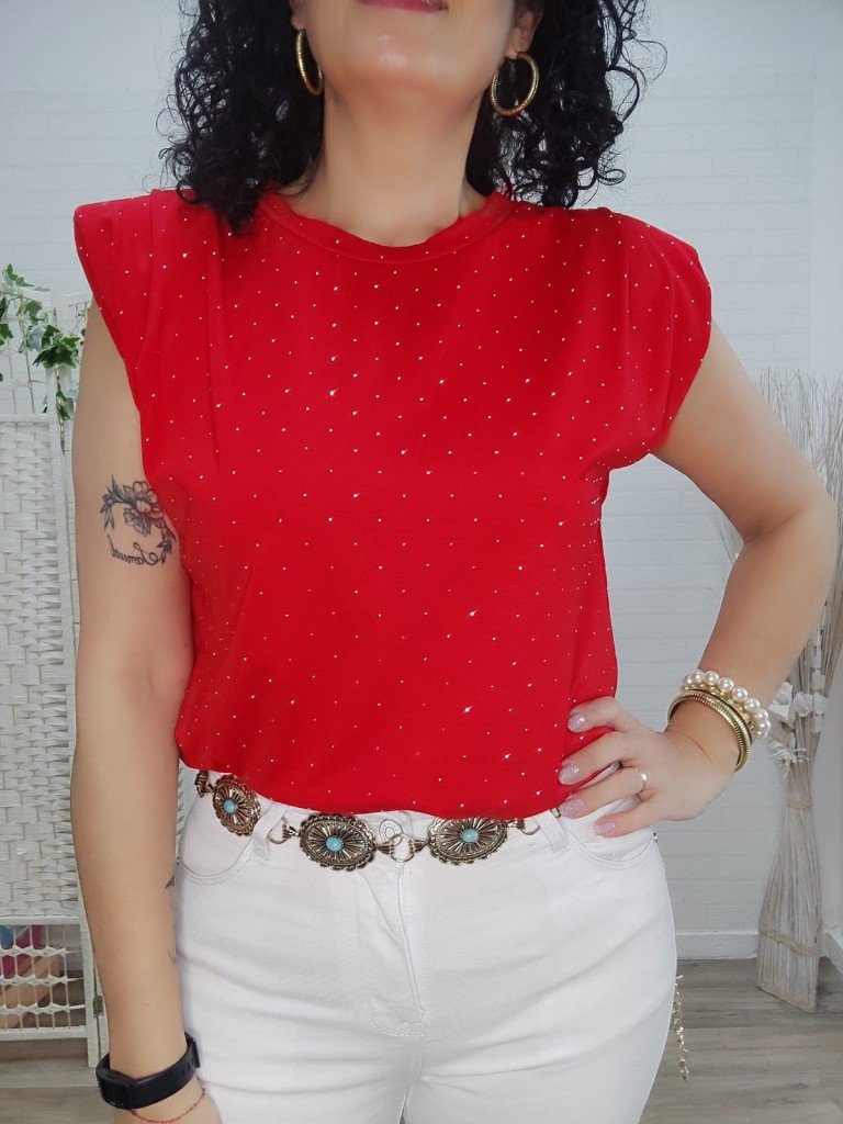 CAMISETA HOMBRERA BRILLOS.