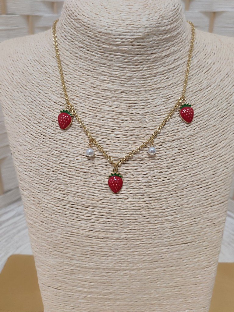 COLLAR FRESAS.