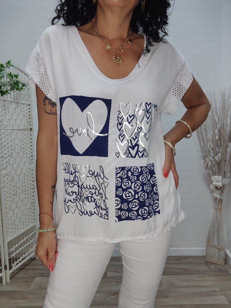 CAMISETA LOVE.
