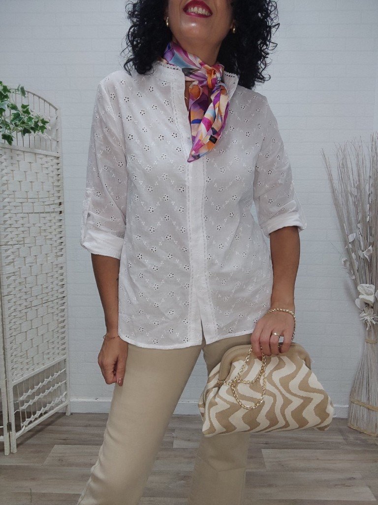 CAMISA BORDADOS. 2