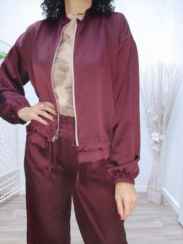 BOMBER SATINADA NIEVES.