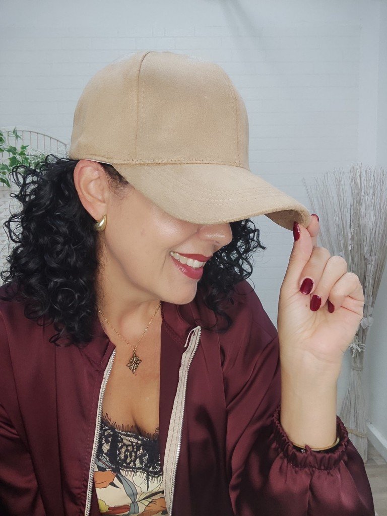 GORRA ANTELINA.