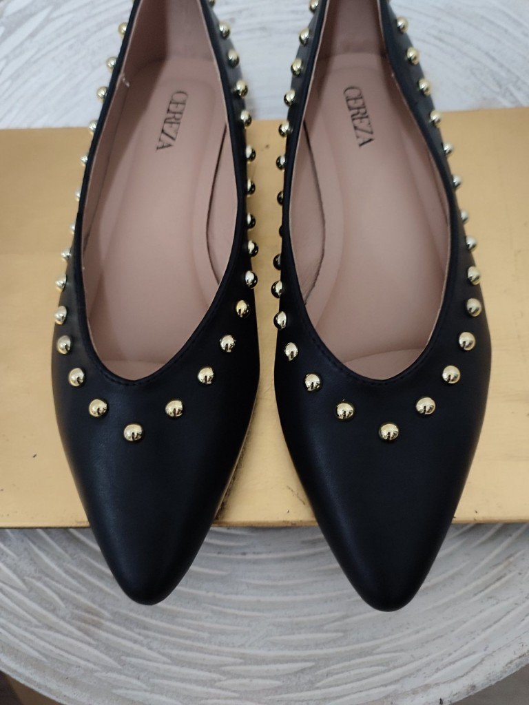 MANOLETINAS TACHUELAS.