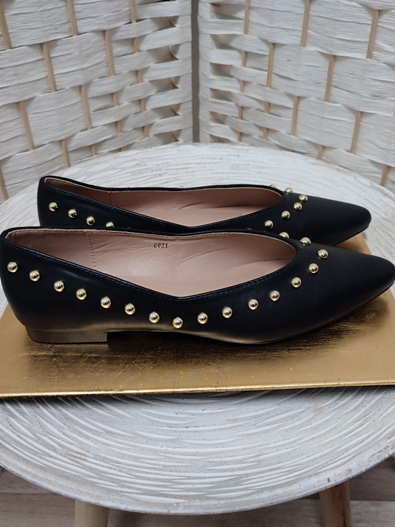 MANOLETINAS TACHUELAS.