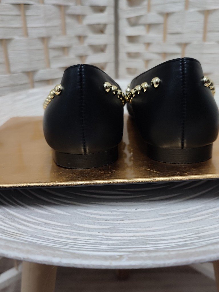 MANOLETINAS TACHUELAS.