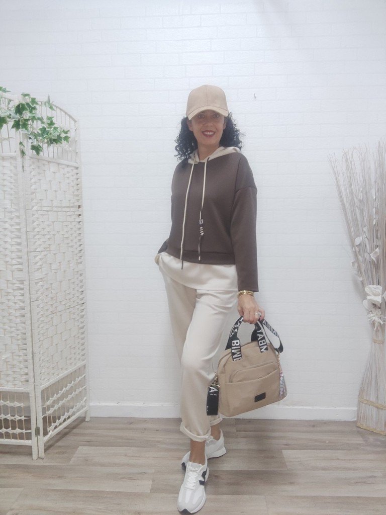 SUDADERA ROCIO.
