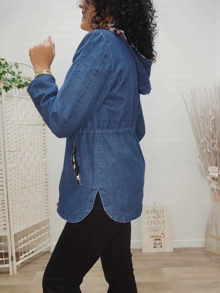 CHAQUETA REVERSIBLE VAQUERA.