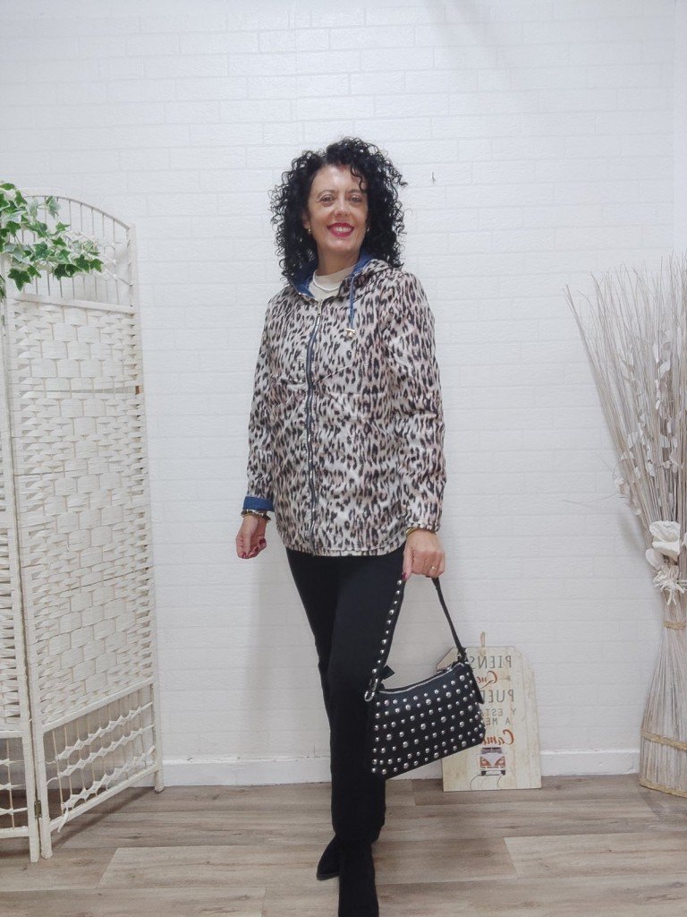 CHAQUETA REVERSIBLE VAQUERA.