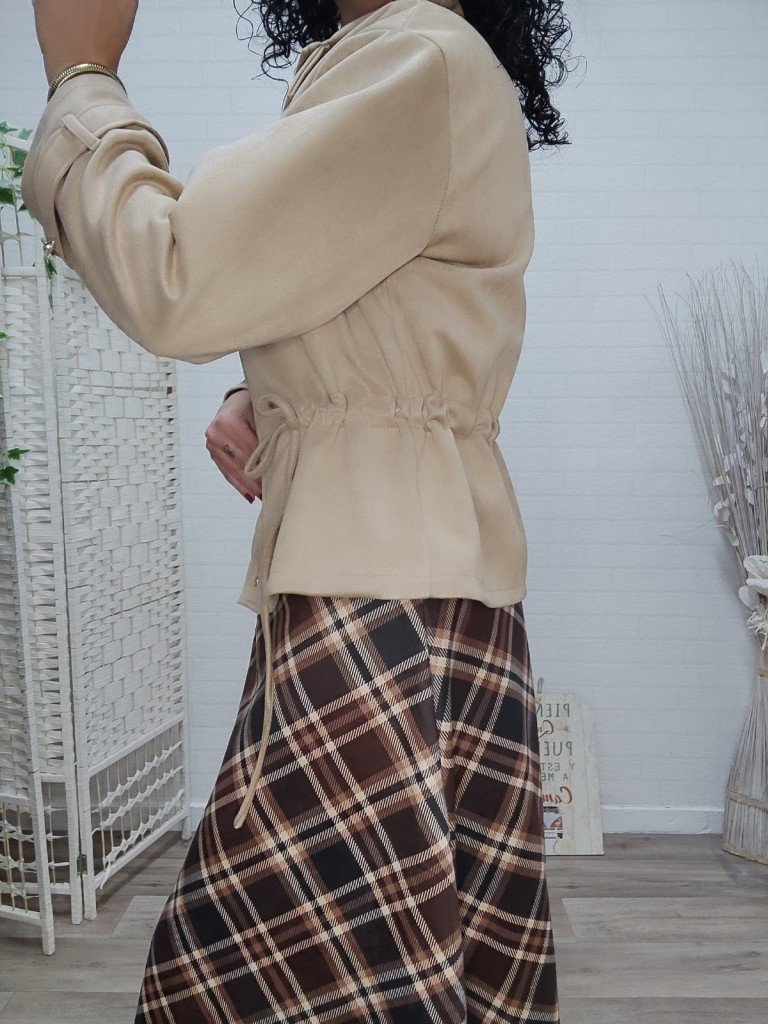 CHAQUETA CÁCERES. 2