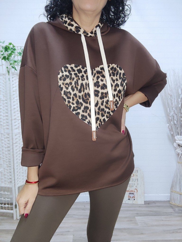 SUDADERA CORAZON LEO.