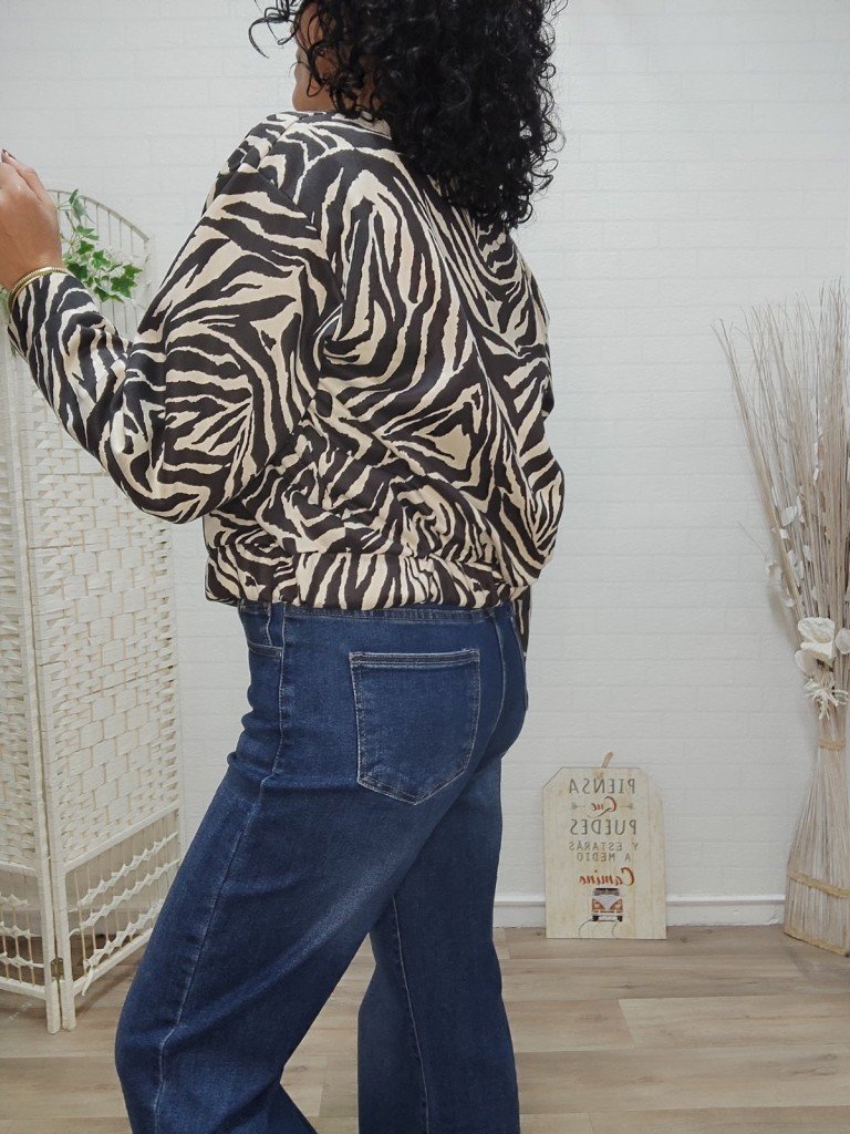 CHAQUETA SOLE CEBRA.