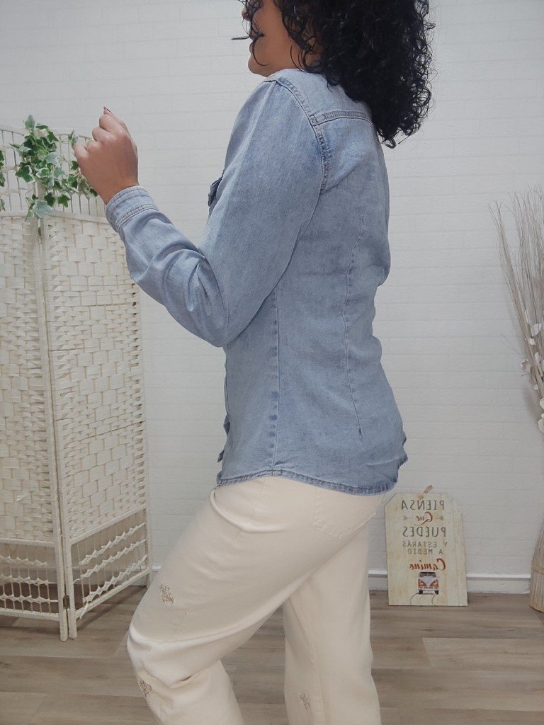 CAMISA VAQUERA CLARA.