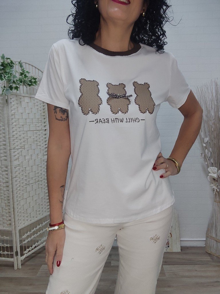 CAMISETA BEAR. 2