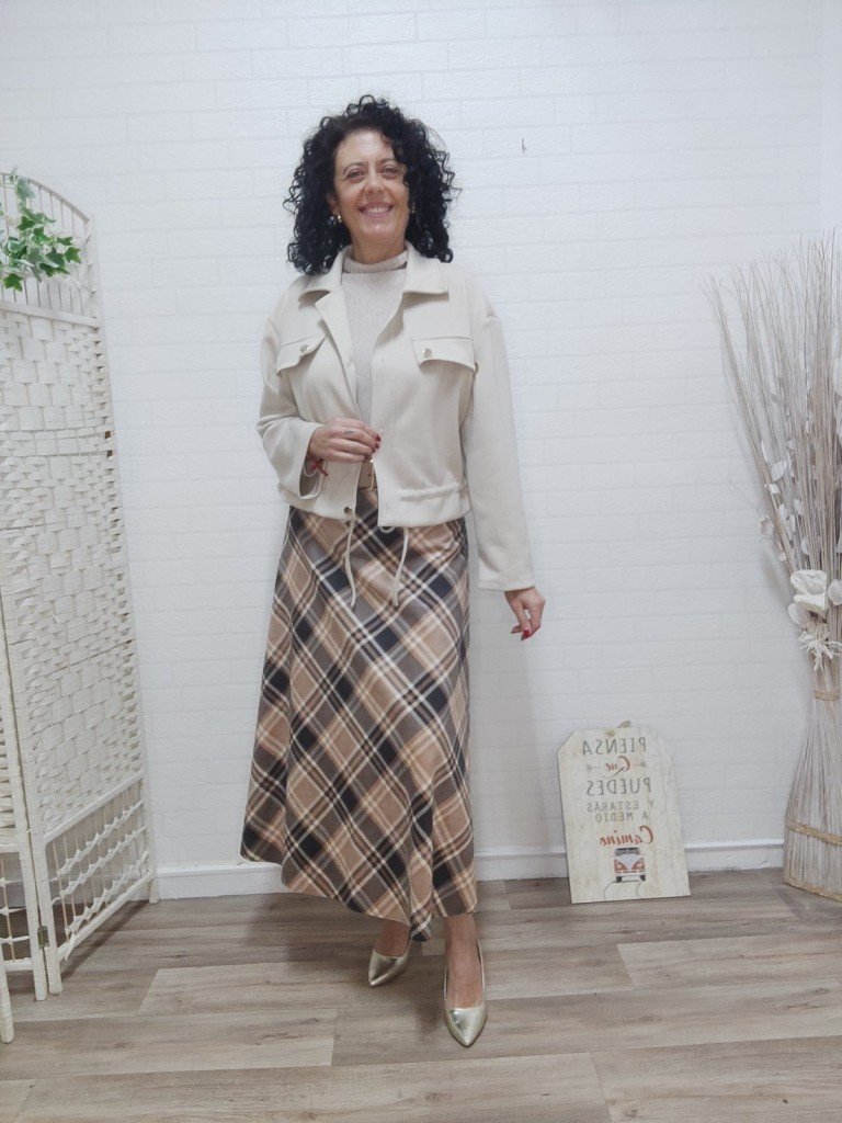 FALDA CÁCERES MARRÓN.