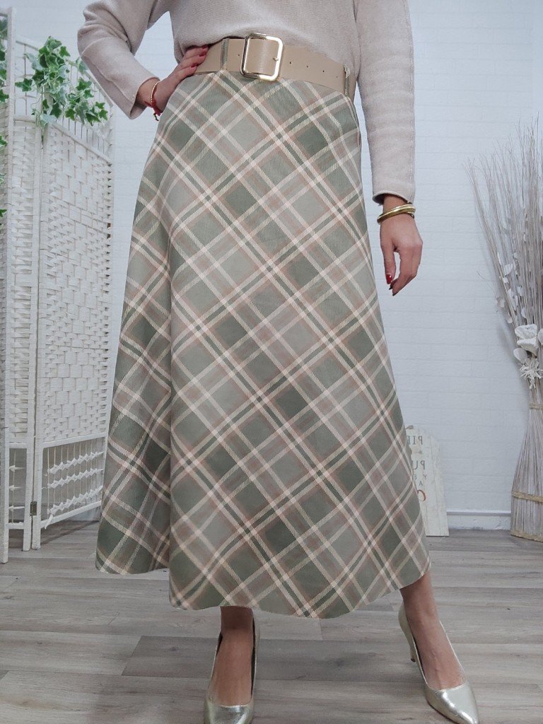 FALDA CÁCERES VERDE. 2