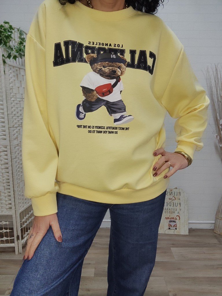 SUDADERA CALIFORNIA OSITO AMARILLA.