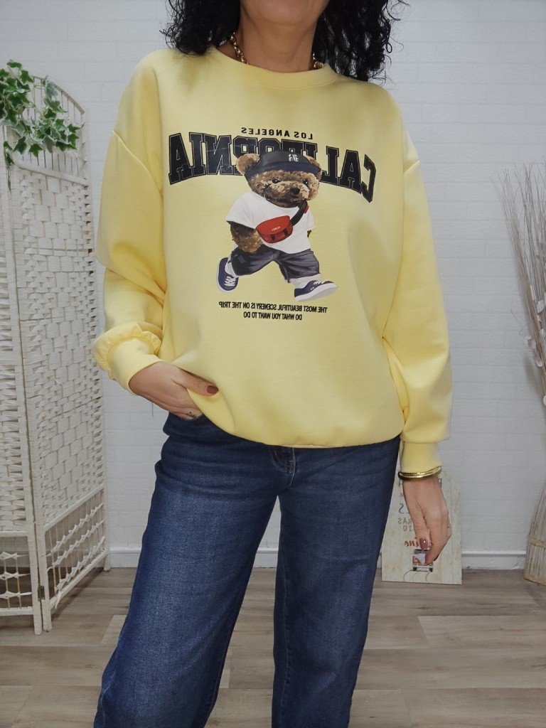 SUDADERA CALIFORNIA OSITO AMARILLA.