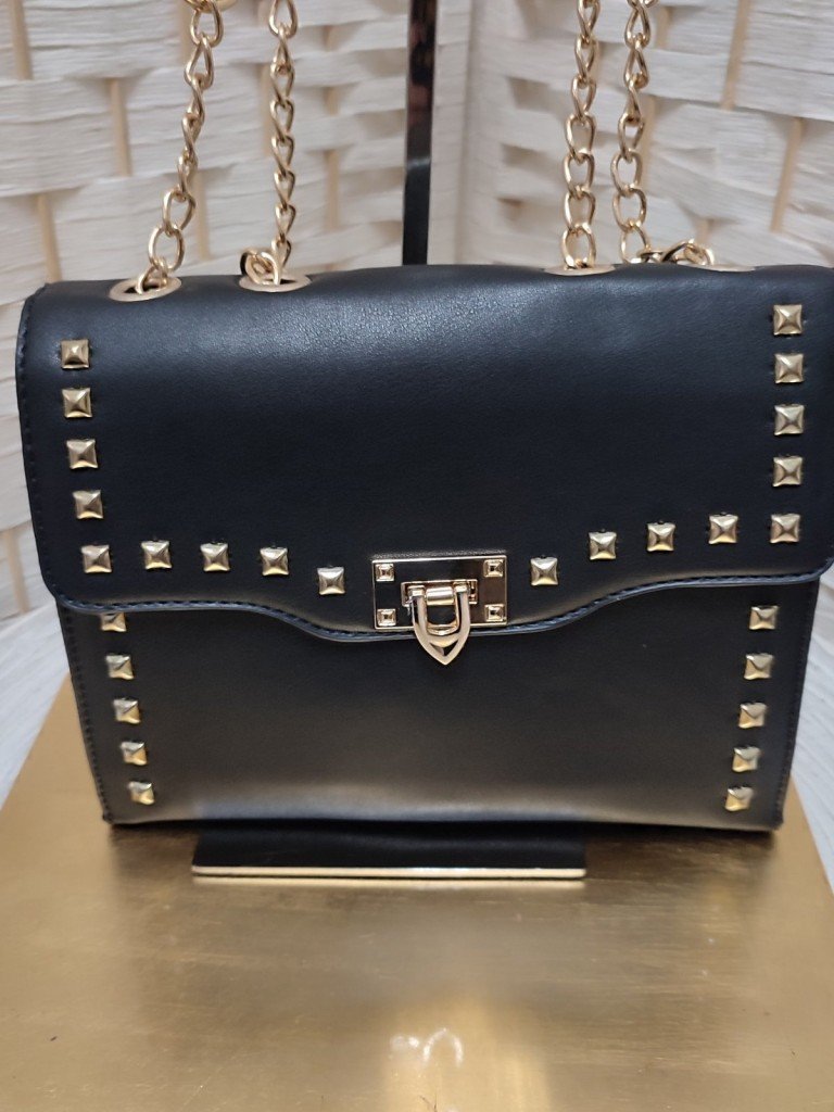 BOLSO MACA NEGRO. 2