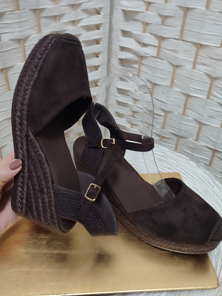 CUÑA CRIS CHOCOLATE.