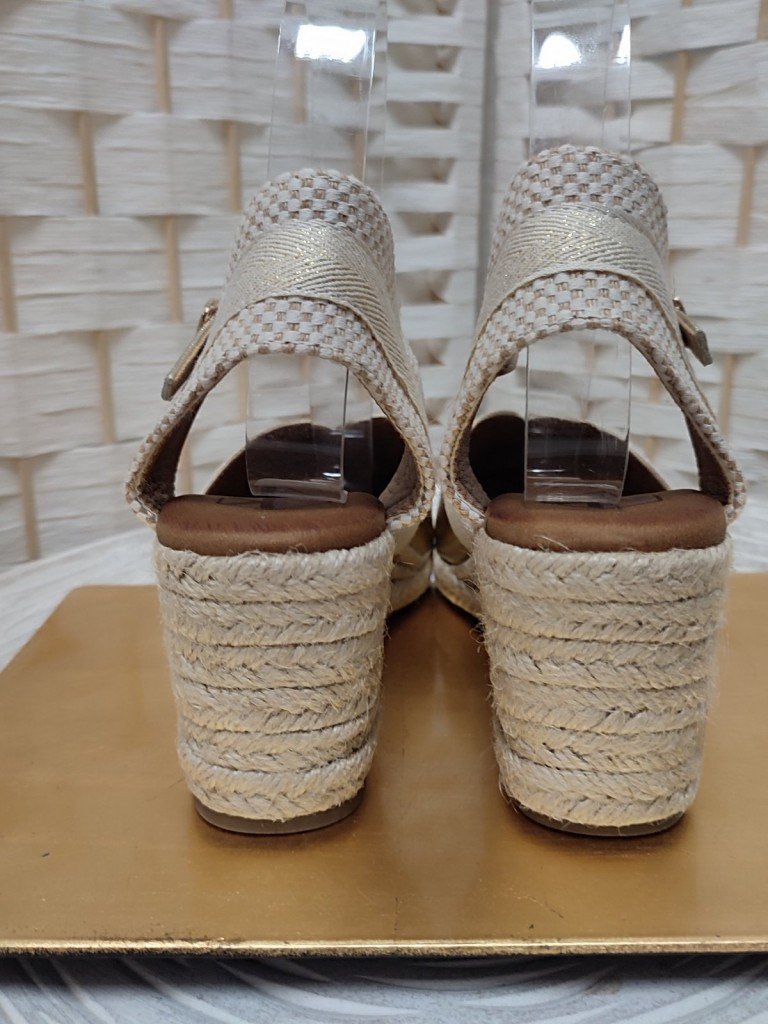 CUÑA MÁLAGA DORADA.