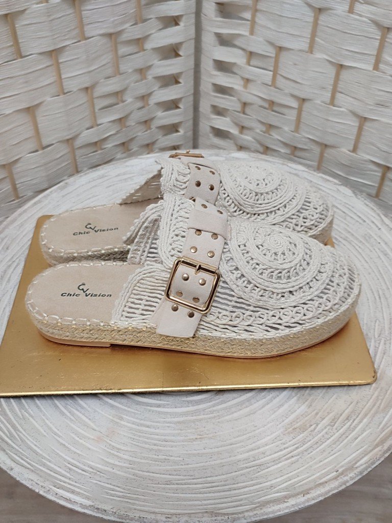 ZUECO PLANO BEIGE. 2