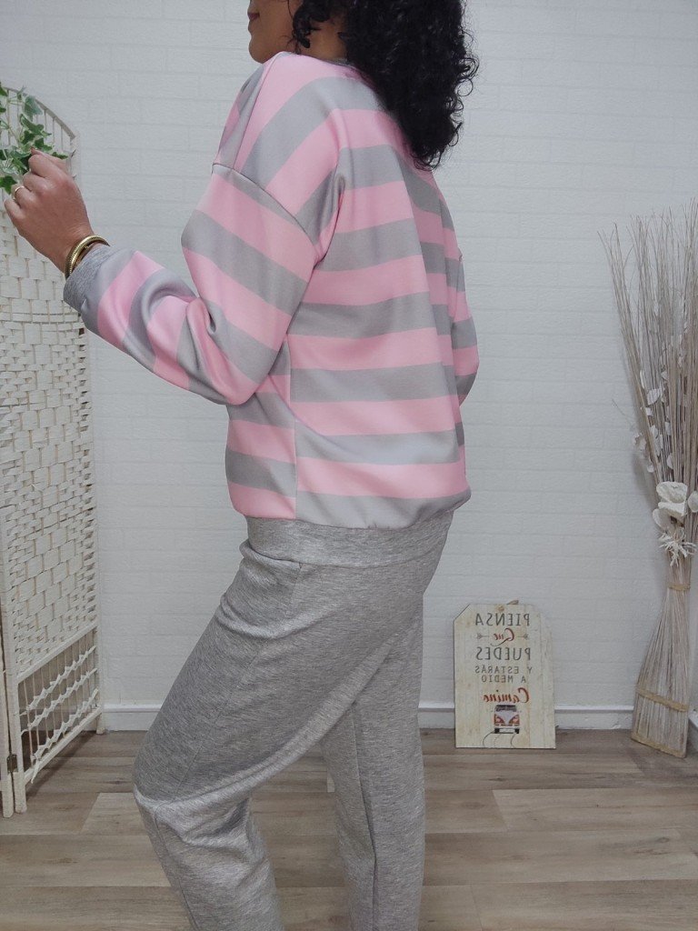 CONJUNTO RAYAS ROSA.