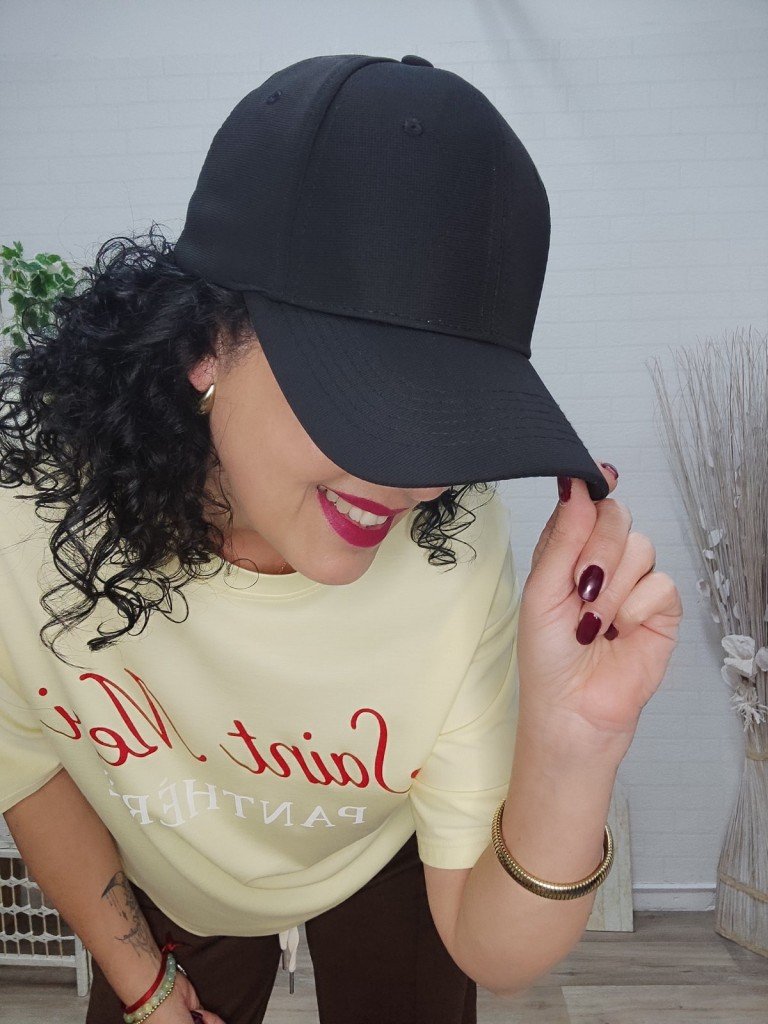 GORRA TEXTIL  REGULABLE.