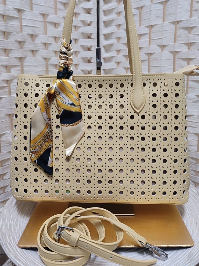 BOLSO ESTEPONA AMARILLO.