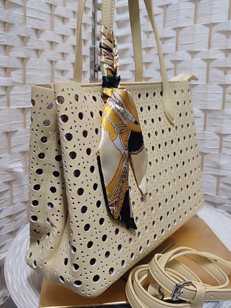 BOLSO ESTEPONA AMARILLO.