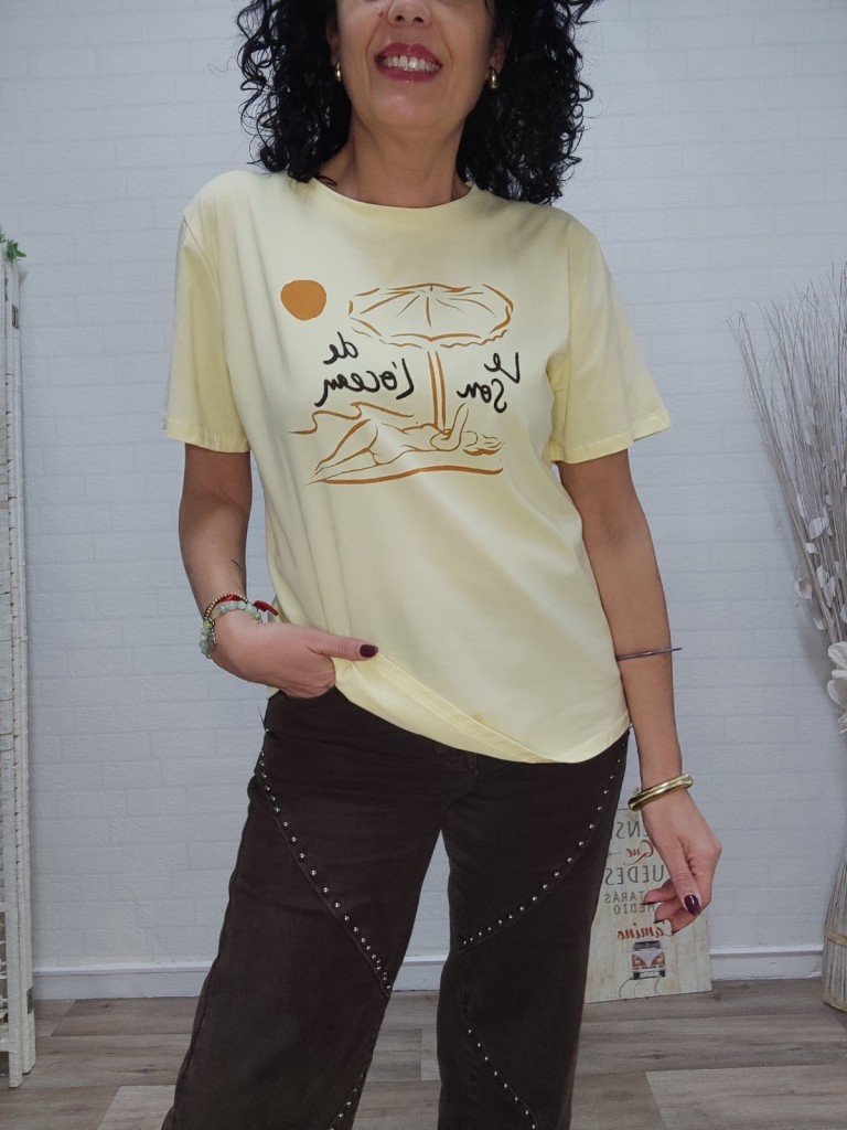 CAMISETA VERANO AMARILLA. 2