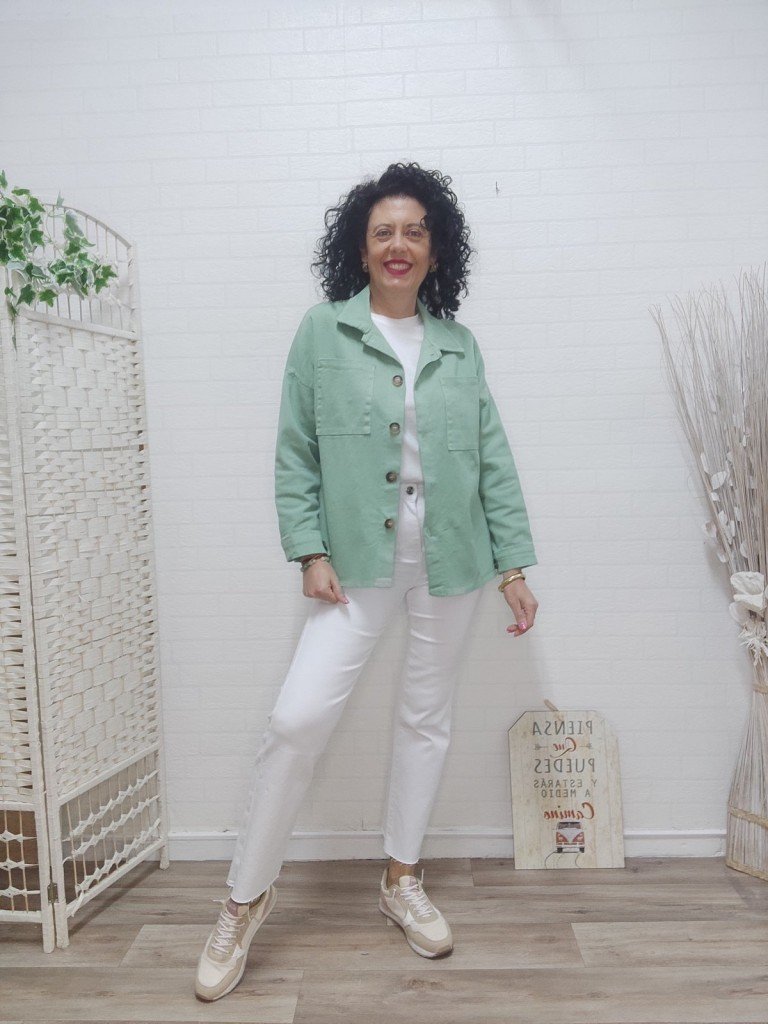 CHAQUETA ABRIL VERDE.