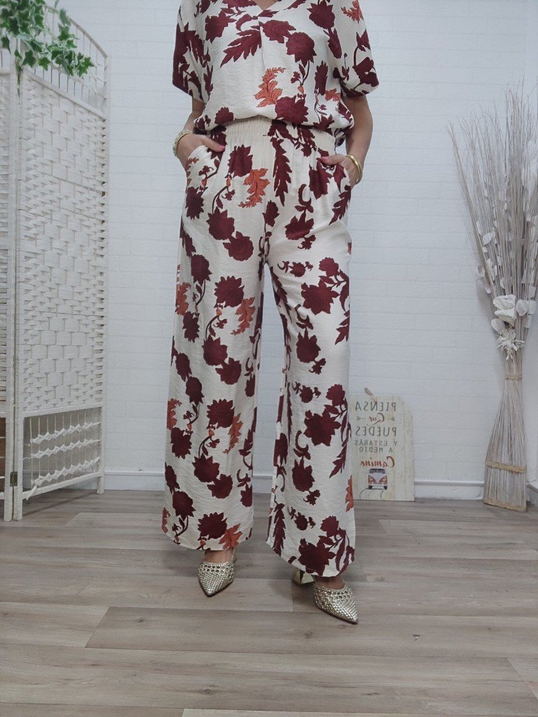 CONJUNTO TERESA BURDEOS.