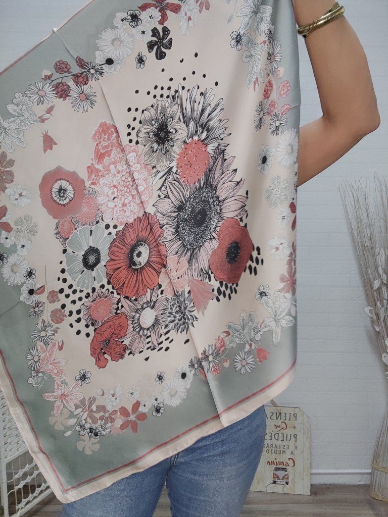 PAÑUELO PRIMAVERA ROSA. 2