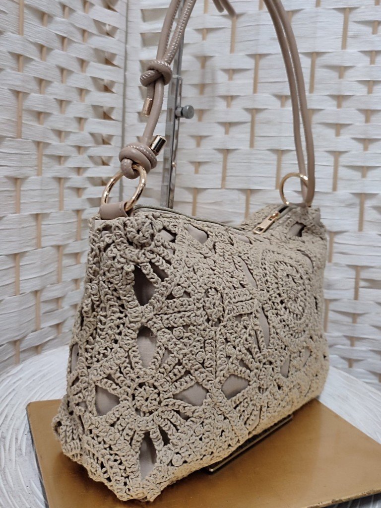 BOLSO CATRINA CAMEL.