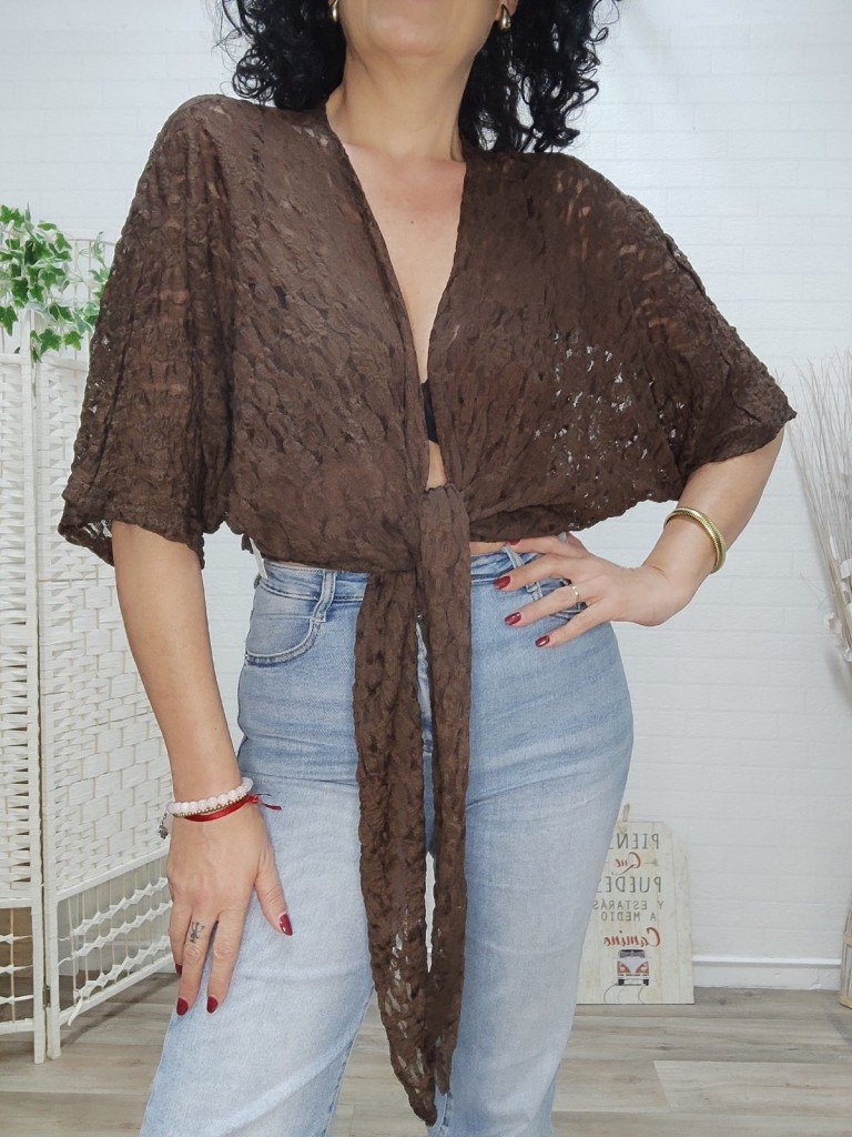 KIMONO ANDREA MARRÓN.