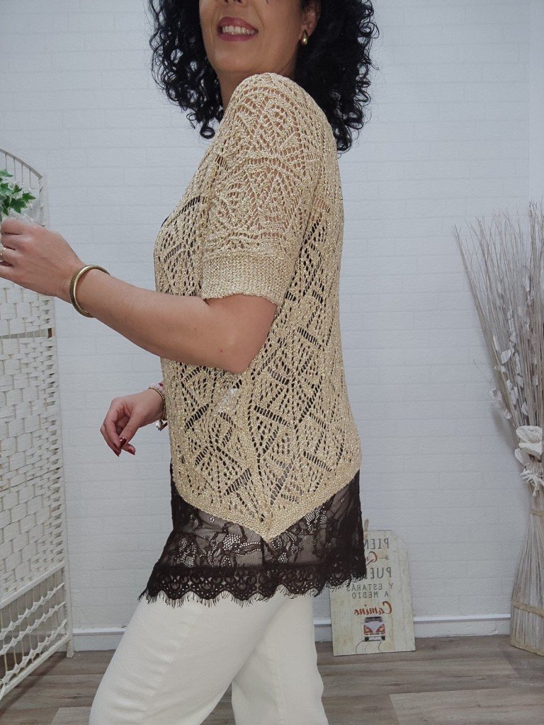 REBECA CARLOTA DORADA. 2