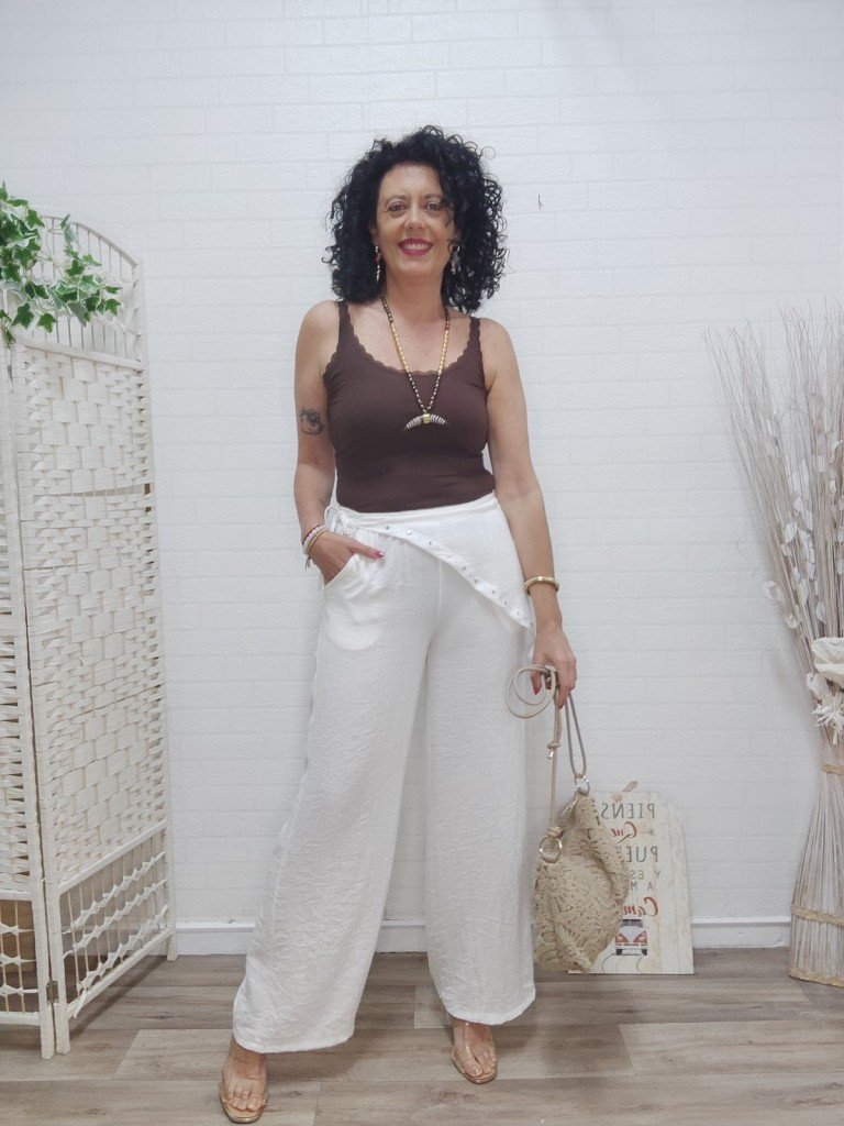 PANTALÓN PAÑUELO BLANCO.