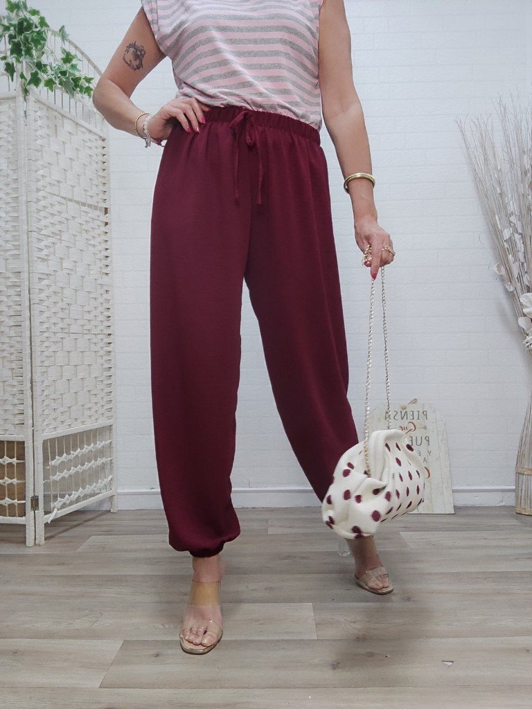 PANTALÓN BOMBACHO BURDEOS.