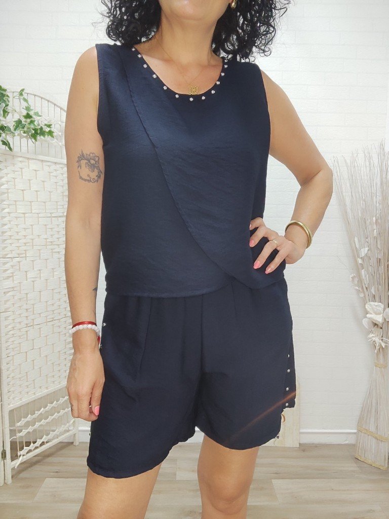 CONJUNTO TACHAS CORTO. 2