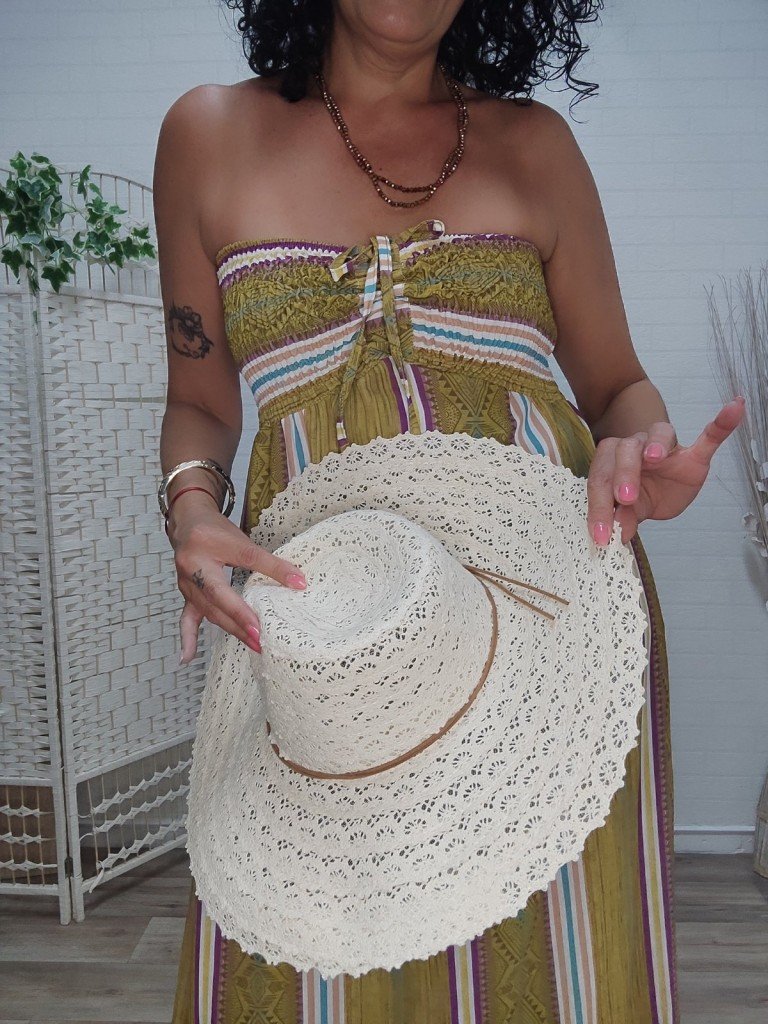 SOMBRERO MARFIL. 2