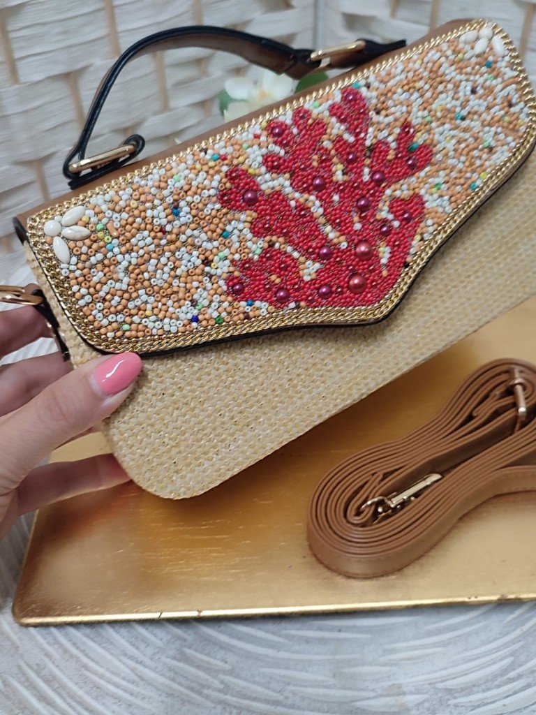 BOLSO CATRINA ROJO.