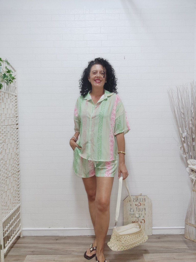 CONJUNTO POLINESIA.