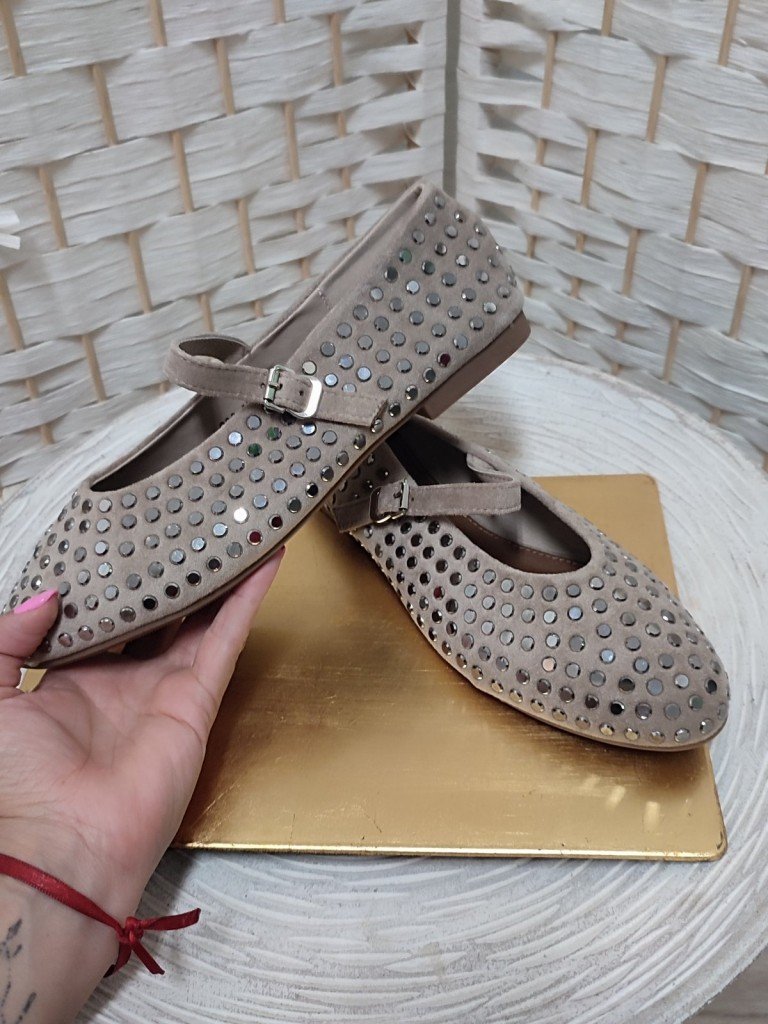 MANOLETINA ALMA BEIGE.