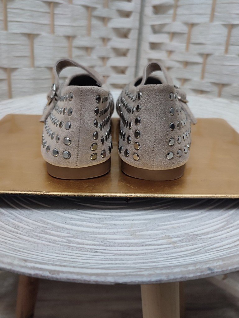 MANOLETINA ALMA BEIGE.